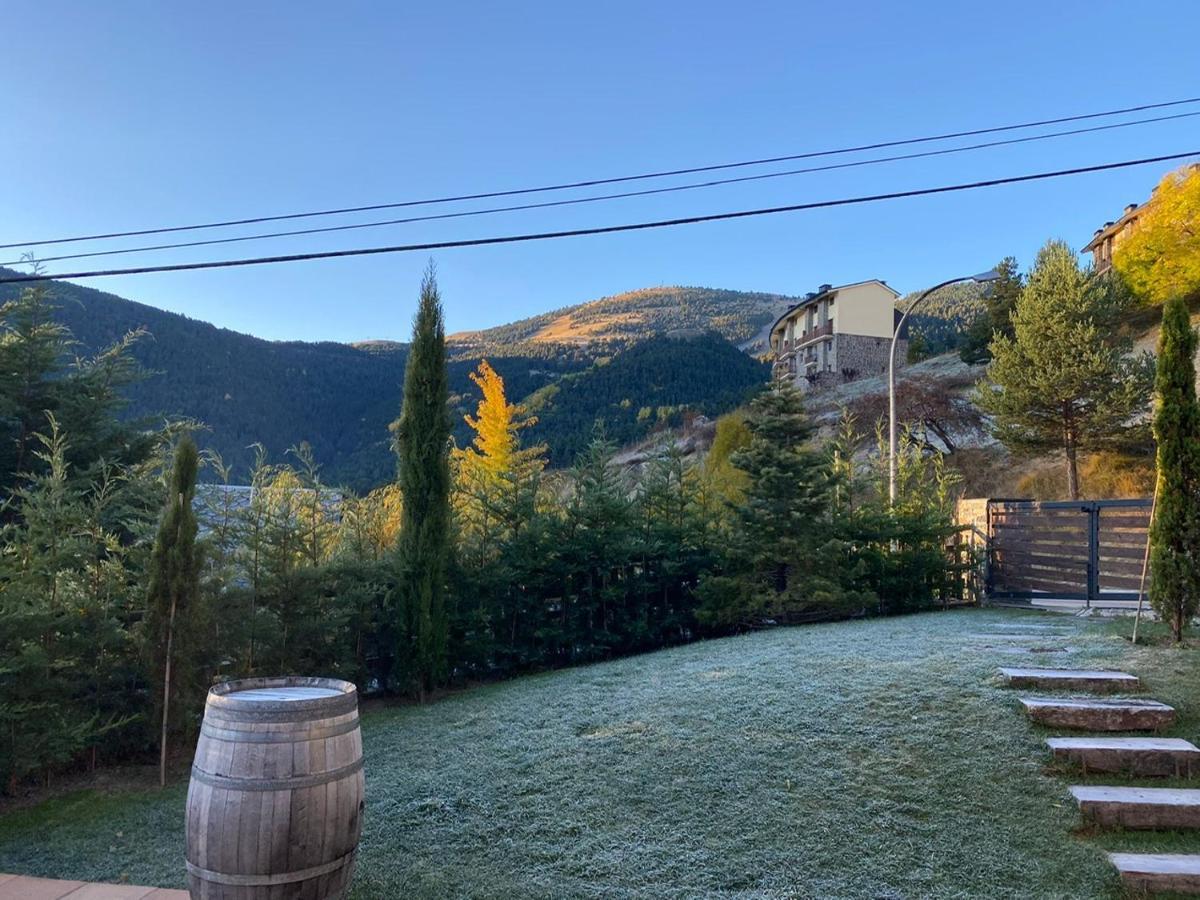 Villa Panoramic Xalet la Molina con vistas excelentes Exterior foto